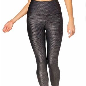 Dotted metallic yoga pants
